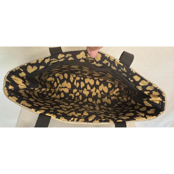 Donna Harney Tan Woven Fabric Lined Lightweight Handbag Purse Tote EUC - Picture 5 of 5